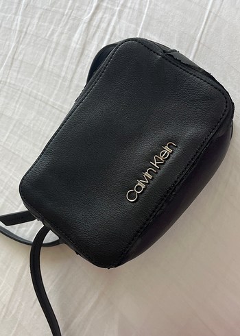 Calvin Klein Siyah Mini Capraz Canta