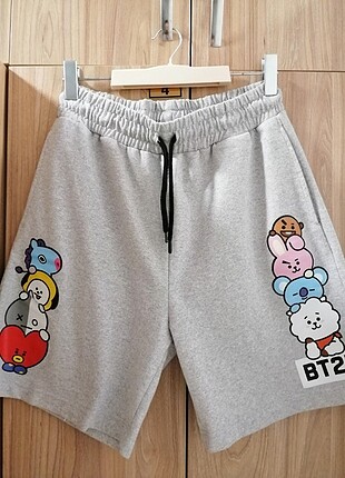 Bts Bt21 Desenli Lisanslı Şort Defacto Mini Şort %20 İndirimli - Gardrops