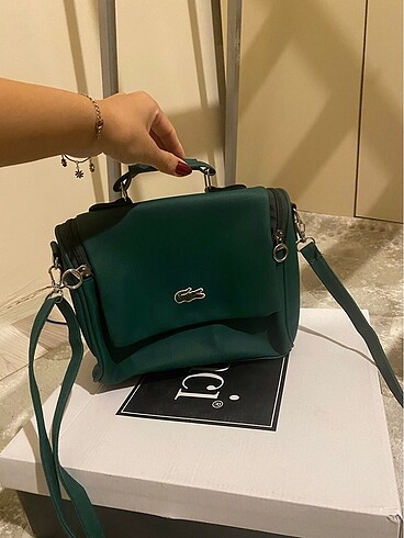 Lacoste çanta SATILDI