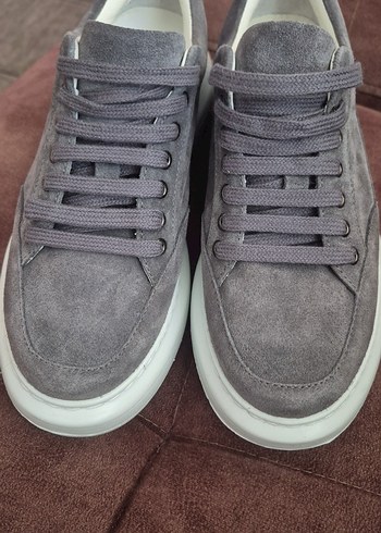 Derimod Marka Gri Suet Bagcikli Sneaker