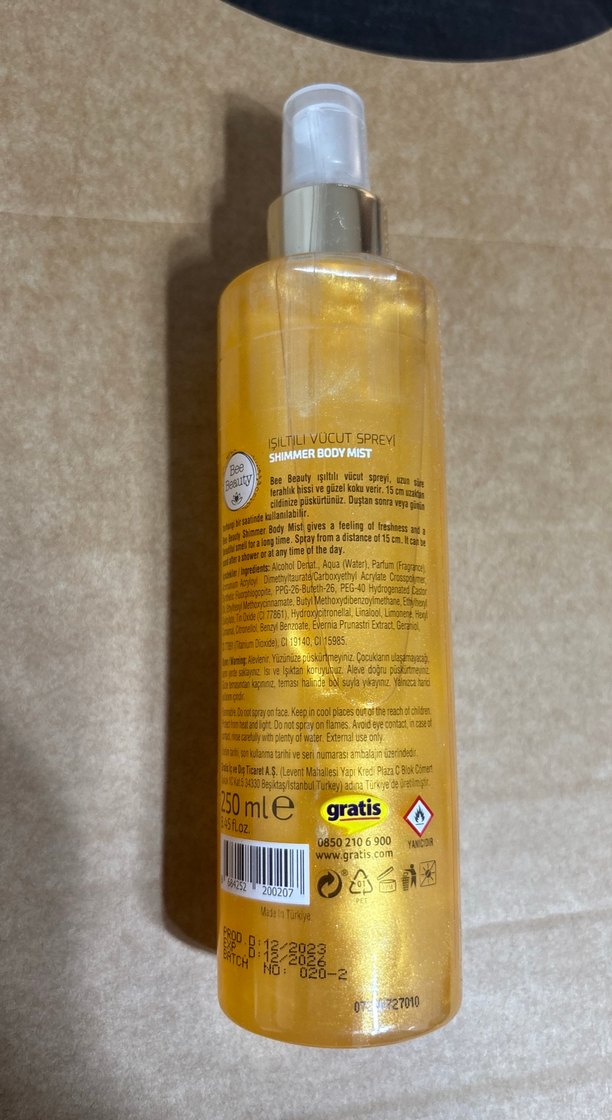 Bee Beauty Gold Işıltılı Vücut Spreyi 250 ml - Görsel 2