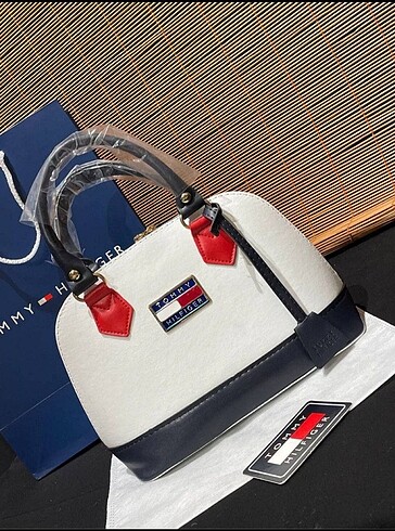 Tommy Hilfiger çanta