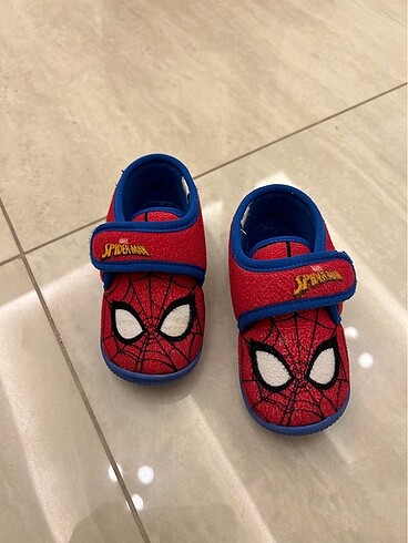 24 Beden Spiderman panduf