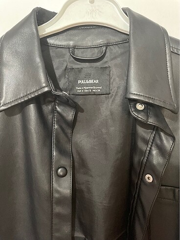 s Beden siyah Renk Pull and Bear deri ceket