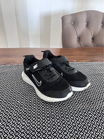 Çocuk spor ayakkabı