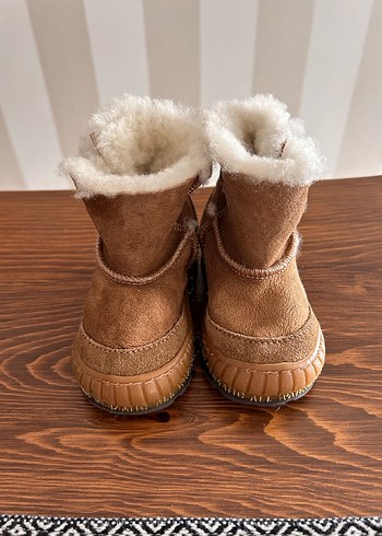 Kız Çocuk Kahverengi Peluş Detaylı Bot - Görsel 3