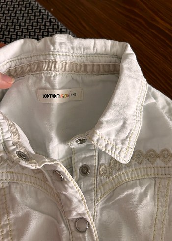 Kız Çocuk Beyaz Kolsuz Nakışlı Keten Elbise - Görsel 2