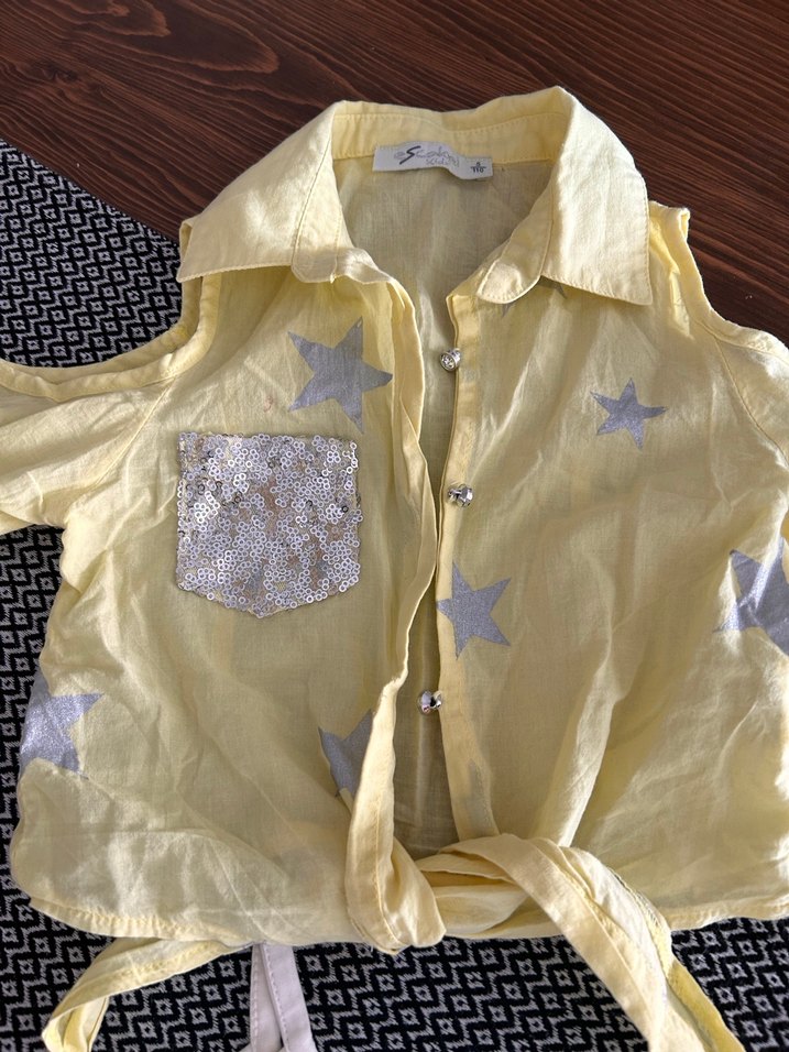 Sarı Nakışlı Kız Bluzu, Düğmeli, Salaş Kesim - Görsel 2