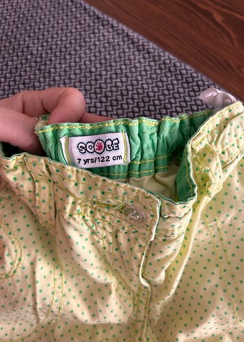 Sarı Düğmeli Kız Çocuk Pantolonu - Görsel 3