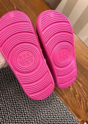 Kız Çocuk Pembe Baskılı Tokalı Terlik - Görsel 6