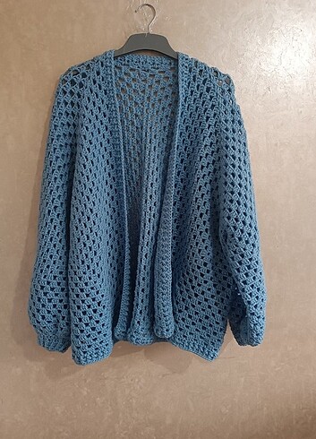 Altıgen Bebe mavisi el örgüsü hırka 