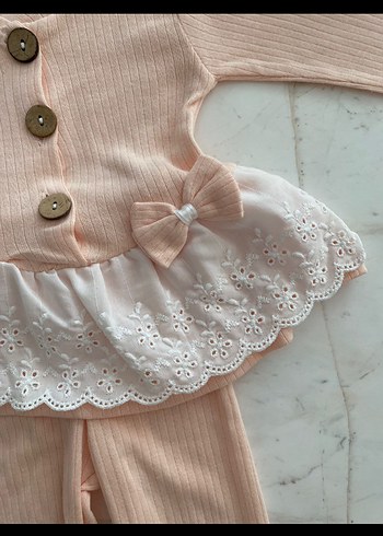 Dantel Detaylı Pembe Bebek Takımı - Görsel 2