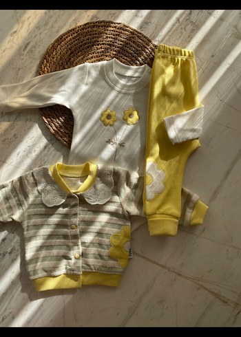 Sarı Nakışlı Bebek Kız Takımı Dantelli - Görsel 5