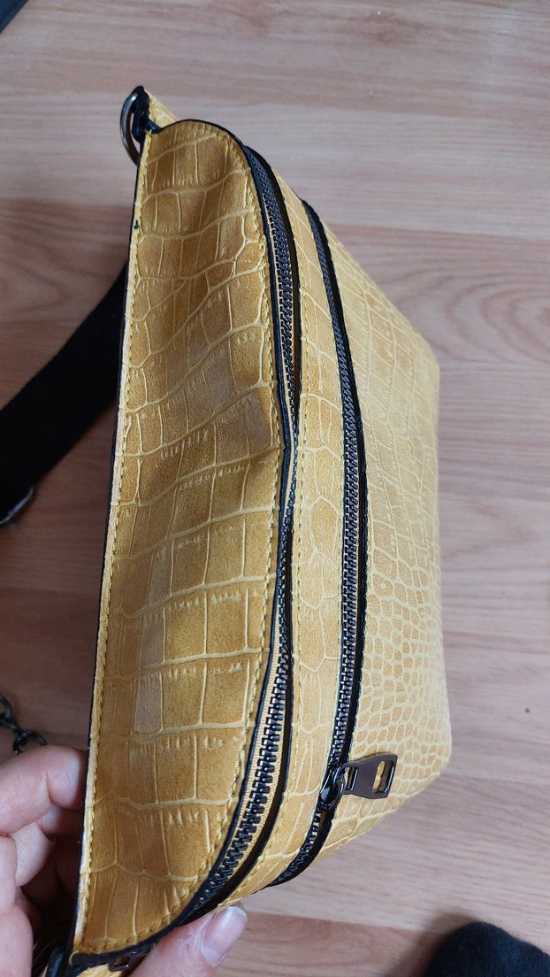 Sarı Deri Yılan Desenli Bel Çantası - Görsel 3