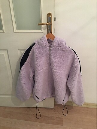 bershka pelus mont