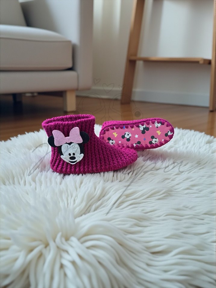 Kız Çocuk Pembe Örgü Sıcak Ev Terliği - Görsel 2