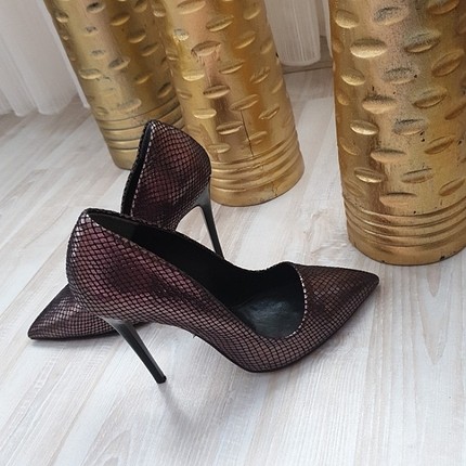 Diğer Yılan derisi stiletto