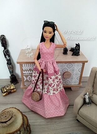 Beden Barbie Elbisesi Satıştadır 