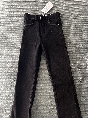 Zara Siyah Jean