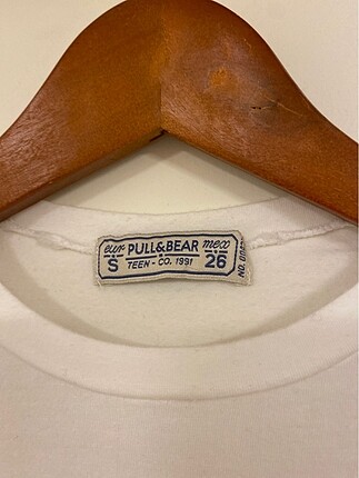 Pull and Bear Pull and Bear Tişört