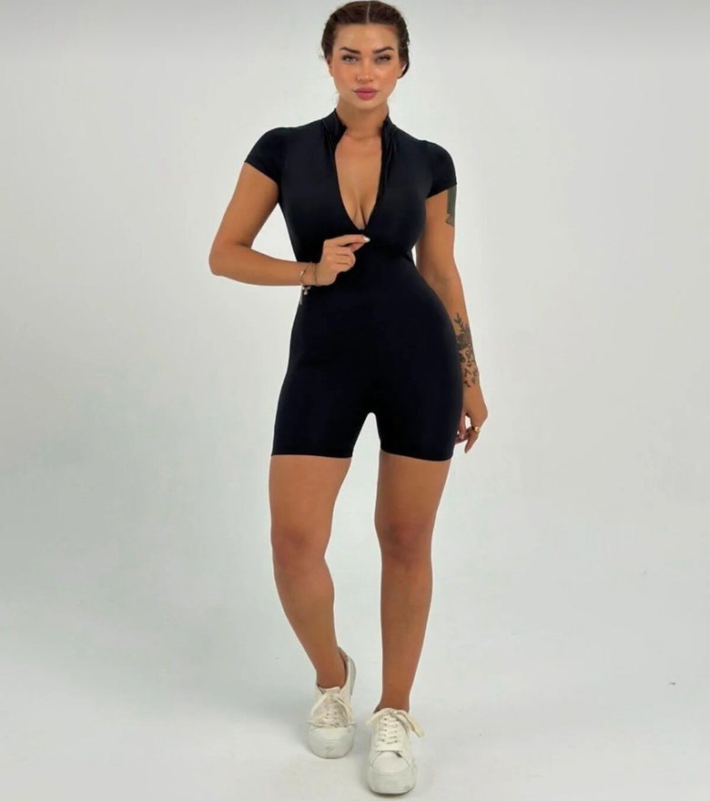 V Yaka Siyah Kadın Kısa Tulum - Görsel 3