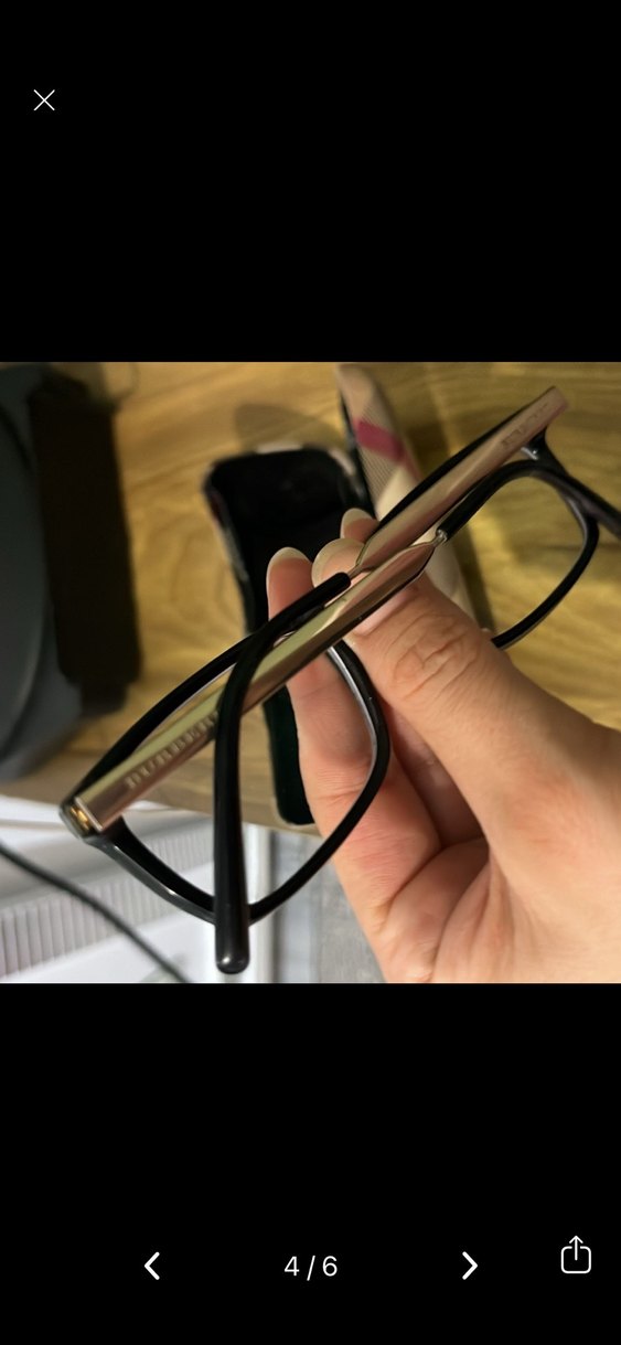 Burrbery Siyah Fermuarlı Klasik Kadın Gözlüğü - Görsel 2