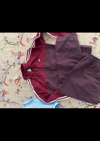 Adidas 
Bordo Kadın Fermuarlı Eşofman Takımı - Görsel 2