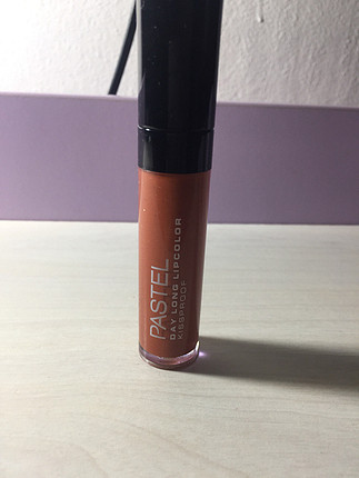 Pastel likit ruj