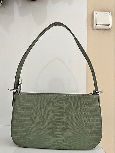 Housebags kadın tokalı yeşil baguette çanta