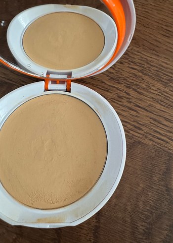  Beden Renk Heliocare Compact SPF 50 Güneş Koruyucu Krem