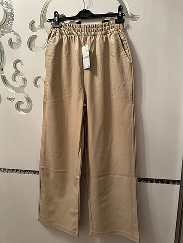 Oysho deri pantolon