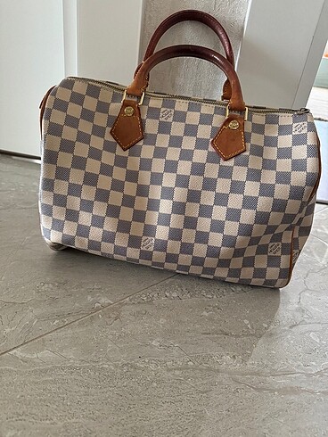 Louis Vuitton çanta