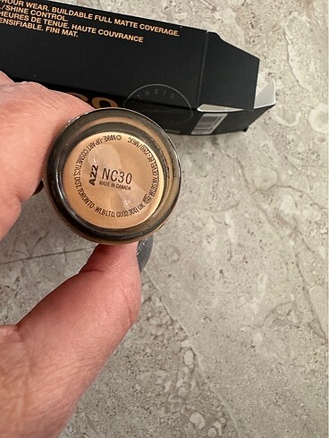 Beden Renk Mac Studıo fix fluıd spf 15 fondöten