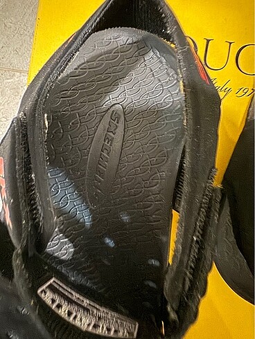 29 Beden siyah Renk Skechers Sandalet
