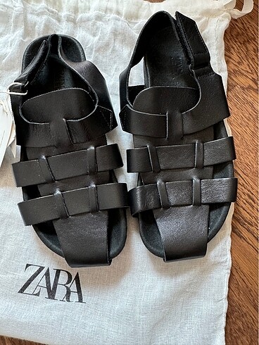 Zara Sandalet