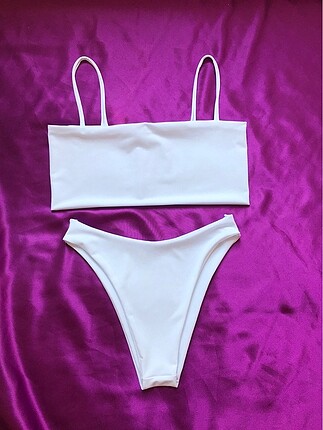 s Beden beyaz Renk Askılı bikini takımı