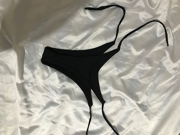 Tasarımcı V kesim bikini altı