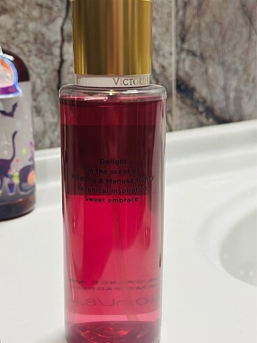 Victoria s Secret Victoria?s Secret Limited Edition Vücut Spreyi