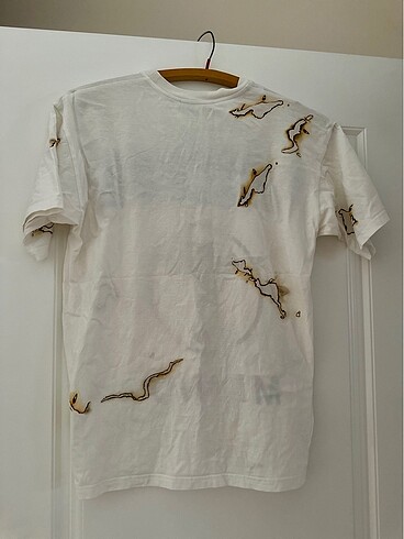 Moschino Orijinal Moschino White and Gold Graphic T-shirt