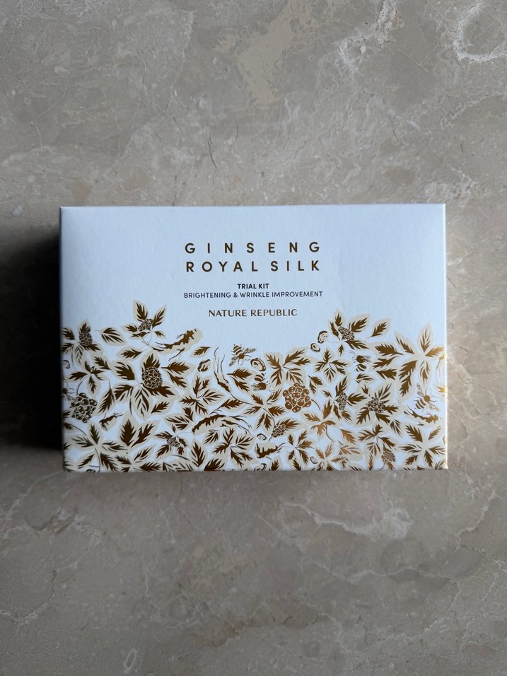 Nature Republic Ginseng Royal Silk Cilt Bakım Seti - Görsel 3