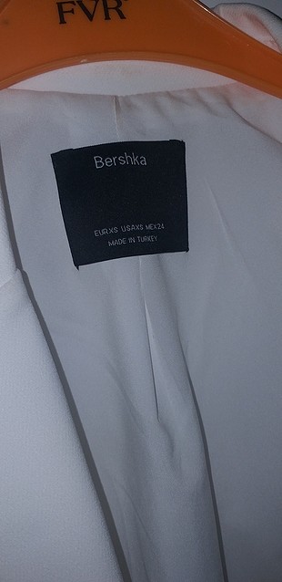 Bershka Beyaz ceket