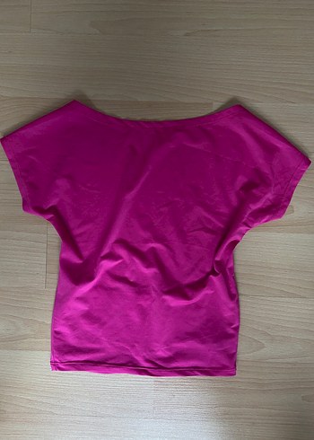 Sırtı açık tişört - Görsel 4