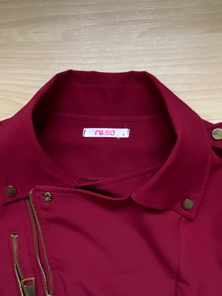 Bordo kemerli kısa elbise - Görsel 5