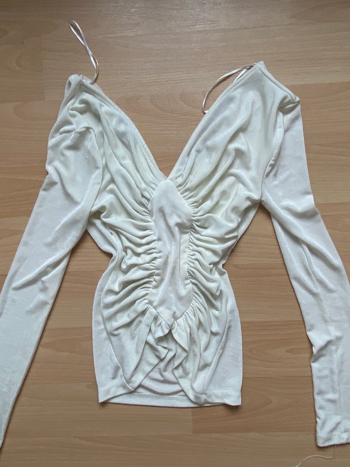 Sırt dekolteli bluz - Görsel 2