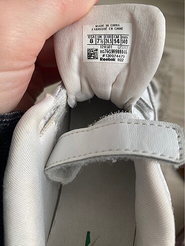 24 Beden Reebok çocuk spor ayakkabı