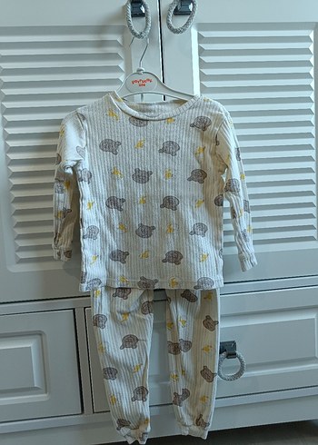 Diğer Ekru Fil Desenli Bebek Pijama Takimi