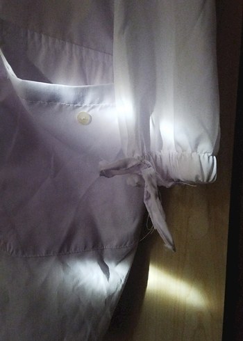 Düğmeli Beyaz gömlek - Görsel 2