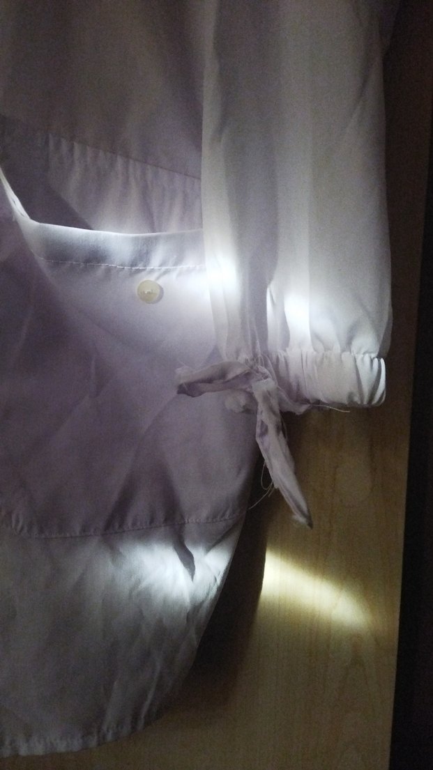 Düğmeli Beyaz gömlek - Görsel 2