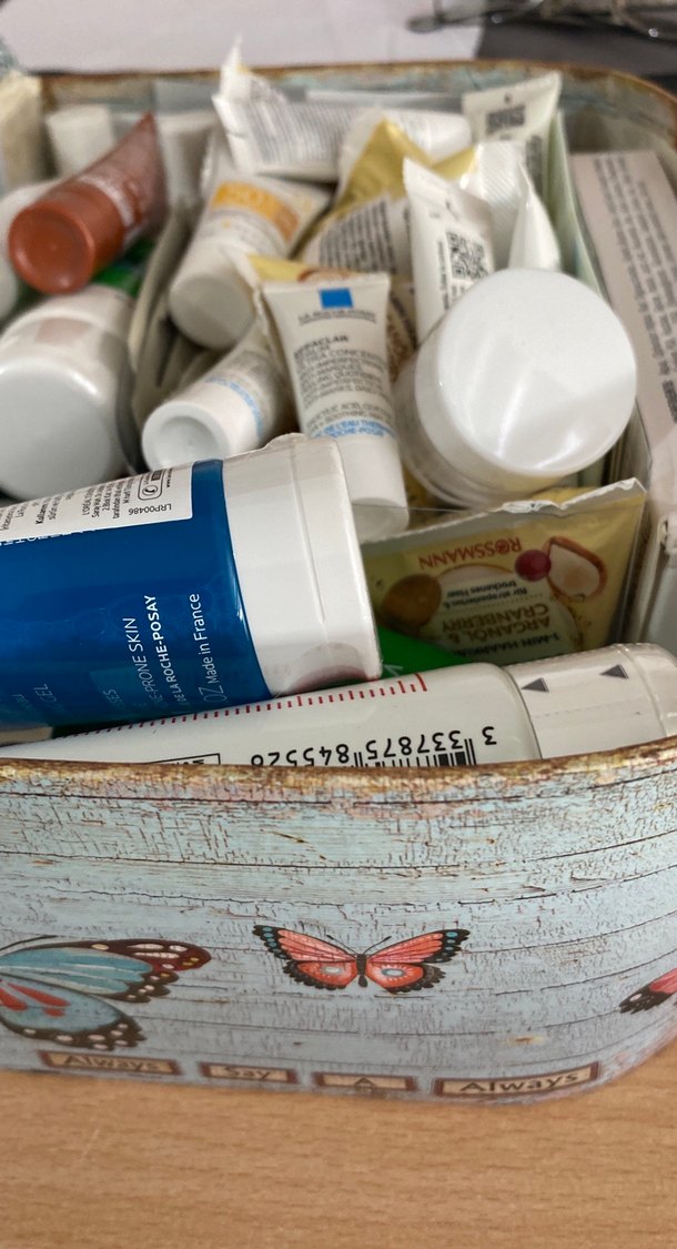 Çeşitli Dermokozmetik Bakım Ürünleri - Görsel 2