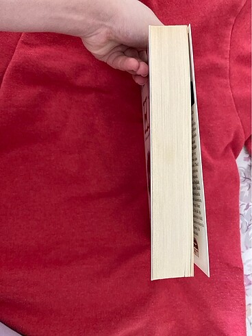  Beden Renk Markus zusak hiç kimse sıradan değildir martı yayınları